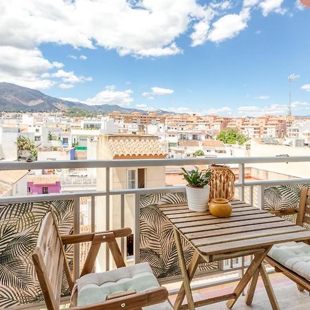 Hanami Avenida De Espana Beach Front - Mountain View Естепона Екстериор снимка