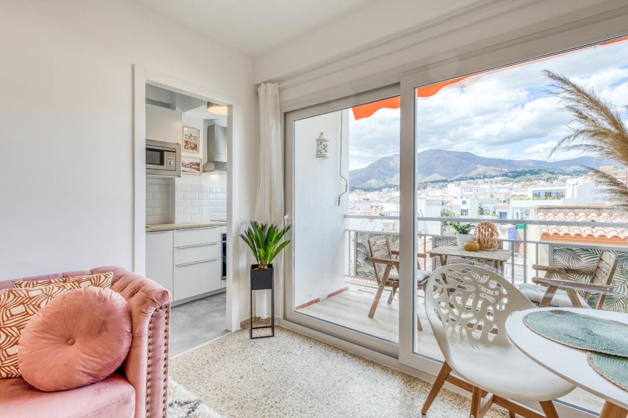 Hanami Avenida De Espana Beach Front - Mountain View Естепона Екстериор снимка